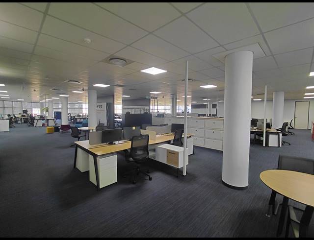 2,495M² OFFICE TO LET IN NOORDWYK